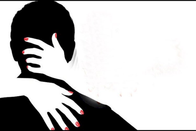 শিক্ষক-শিক্ষিকার অনৈতিক কর্মকাণ্ড হাতে-নাতে ধরা!>
</div>
</div>
<div class=