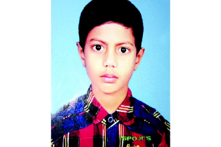 শিশু নিনাদ হত্যা : অবশেষে চার্জশিটে মূল সন্দেহভাজনের নাম>
</div>
</div>
<div class=