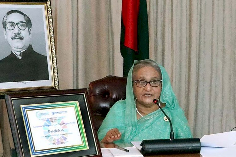 প্রবাসী বাংলাদেশী আমেরিকানদের দেশে বিনিয়োগের আহ্বান প্রধানমন্ত্রীর>
</div>
</div>
<div class=