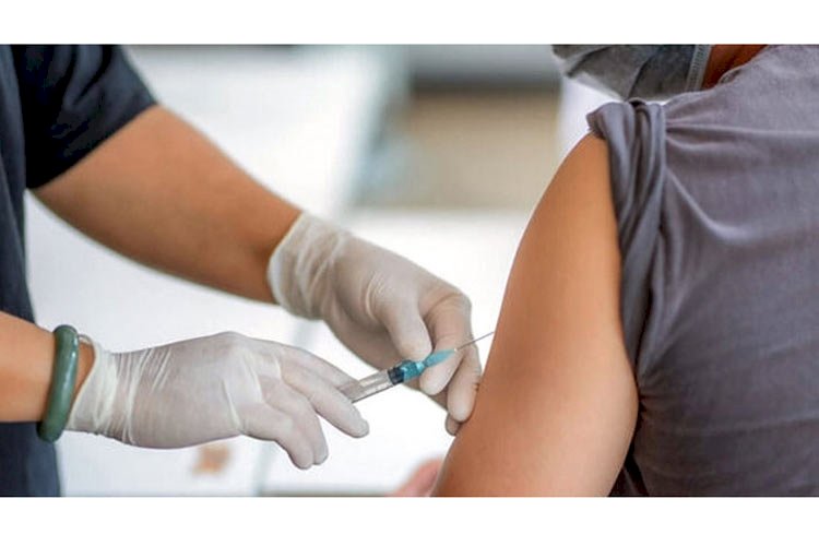 স্কুলশিক্ষার্থীদের টিকাদান কর্মসূচি এ সপ্তাহেই শুরু>
</div>
</div>
<div class=