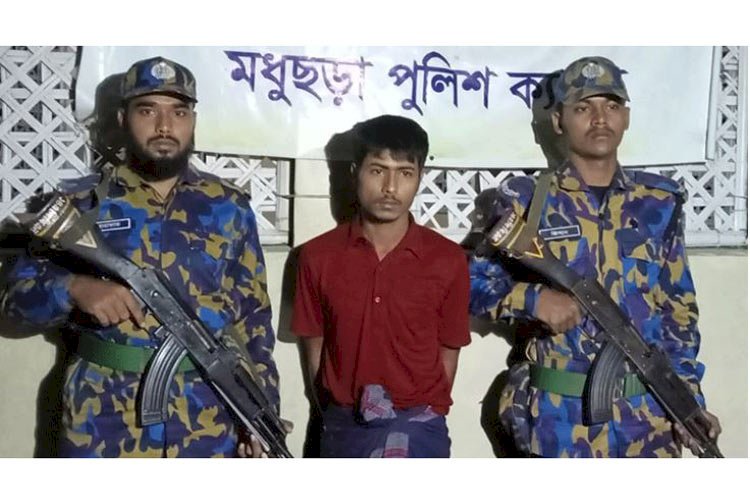 রোহিঙ্গা ক্যাম্পে ৬ খুন: এক আসামির স্বীকারোক্তিমূলক জবানবন্দি>
</div>
</div>
<div class=