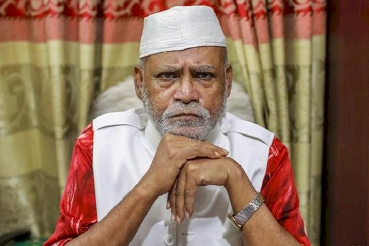 জয়নাল হাজারী আর নেই>
</div>
</div>
<div class=