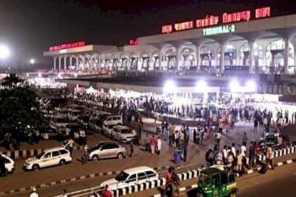 শাহজালালে ১ কেজি স্বর্ণসহ নারী আটক