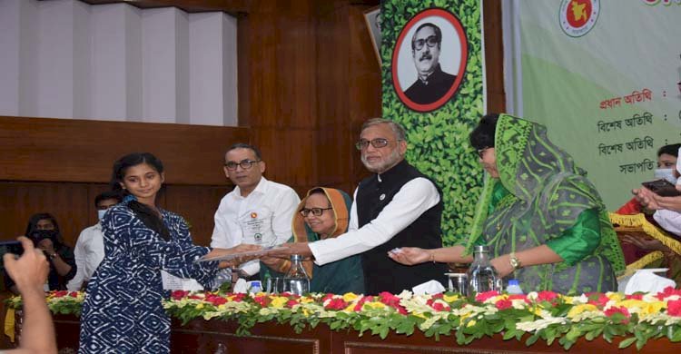 দেশে সবুজ আচ্ছাদন তৈরিতে বৃক্ষমেলা গুরুত্বপূর্ণ ভূমিকা পালন করছে -বনমন্ত্রী