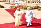 ভারতের রাষ্ট্রপতি ভবনে শেখ হাসিনাকে উষ্ণ অভ্যর্থনা