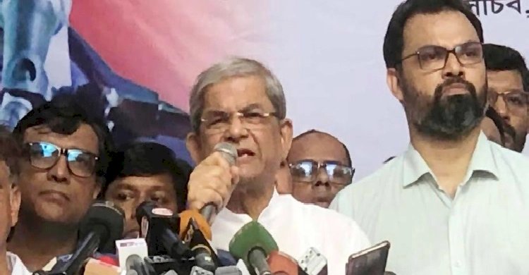 মানুষ গর্জে উঠেছে, আমাদের বিজয় নিশ্চিত: ফখরুল>
</div>
</div>
<div class=