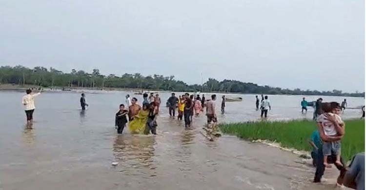 পঞ্চগড়ে নৌকাডুবিতে ২৪ জনের মৃত্যু, আরো মৃত্যুর শঙ্কা