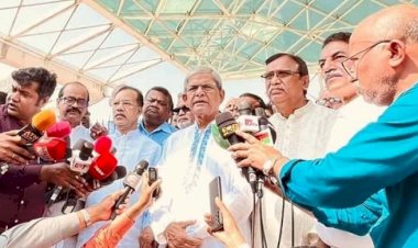 আমরা অর্থনীতিকে টিকিয়ে রাখার জন্য লড়াই করছি: ফখরুল