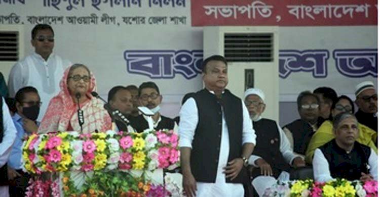 উন্নয়নের বিনিময়ে নৌকায় ভোট চাইলেন শেখ হাসিনা