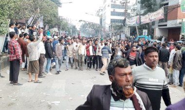 গোলাপবাগ মাঠ পেরিয়ে সড়কেও বিএনপি নেতাকর্মীরা