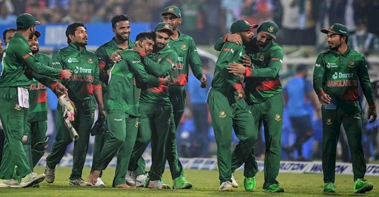 শ্বাসরুদ্ধকর ম্যাচ জিতে সিরিজ নিশ্চিত টাইগারদের>
</div>
</div>
<div class=