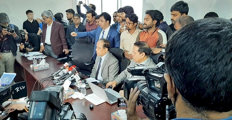 রংপুর সিটিতে এখন পর্যন্ত যথেষ্ট ভালো ভোট: সিইসি>
</div>
</div>
<div class=