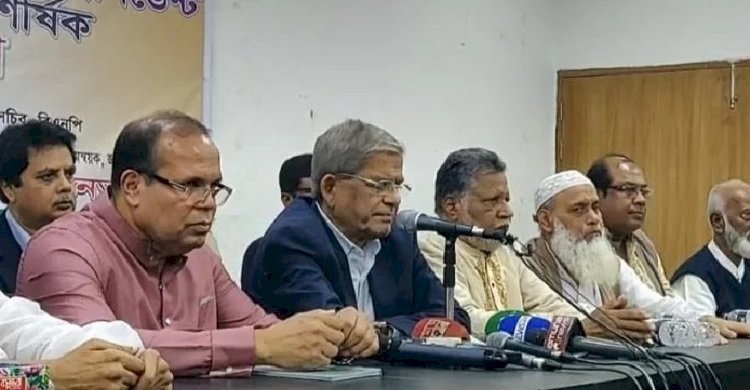 শুধু কথা নয়, সরকার পতনে রাস্তায় নামার আহ্বান ফখরুলের>
</div>
</div>
<div class=