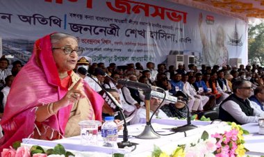 আওয়ামী লীগ-বিএনপির মধ্যে তুলনা হতে পারে না: প্রধানমন্ত্রী