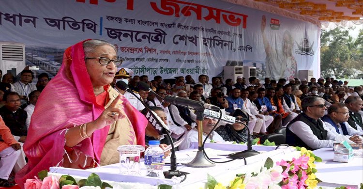 আওয়ামী লীগ-বিএনপির মধ্যে তুলনা হতে পারে না: প্রধানমন্ত্রী