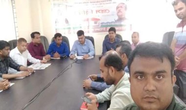 মনোহরগঞ্জে ভূমিহীন - গৃহহীন ২০৭ পরিবারের  মাঝে ঘরের সনদপত্র  প্রদান