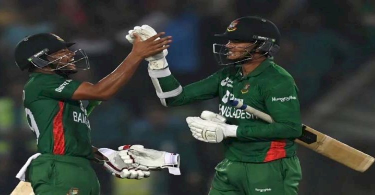 ইংল্যান্ডকে হারিয়ে ইতিহাস গড়ল টাইগাররা>
</div>
</div>
<div class=