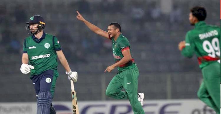 রেকর্ড গড়ে টাইগারদের জয়>
</div>
</div>
<div class=