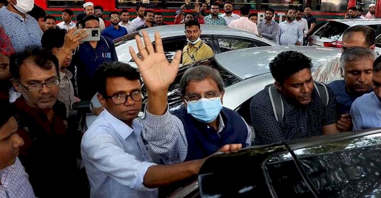 মতিউর রহমানের ৬ সপ্তাহের আগাম জামিন>
</div>
</div>
<div class=