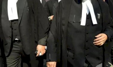 গরমে অধস্তন আদালতে কোর্ট-গাউন পরতে হবে না