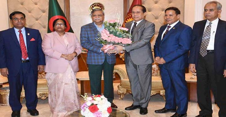 গণতান্ত্রিক প্রক্রিয়ায় নির্বাচন খুবই গুরুত্বপূর্ণ : রাষ্ট্রপতি>
</div>
</div>
<div class=