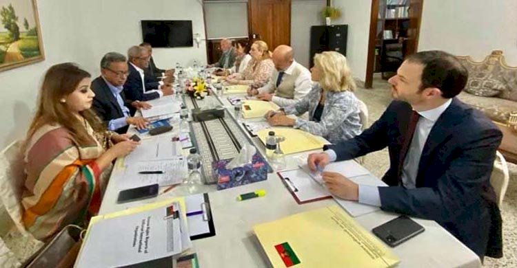 বিএনপির সঙ্গে ইইউ প্রতিনিধিদলের বৈঠকে যেসব আলোচনা হলো>
</div>
</div>
<div class=