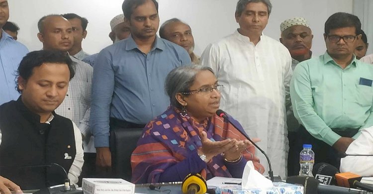 স্কুলে এবারের গ্রীষ্মকালীন ছুটি বাতিল