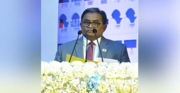 বিদায় বেলায় কাঁদলেন প্রধান বিচারপতি, অন্যদেরও কাঁদালেন