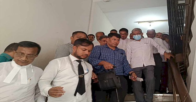 নাশকতার মামলায় ফখরুল-রিজভীদের বিচার শুরু>
</div>
</div>
<div class=