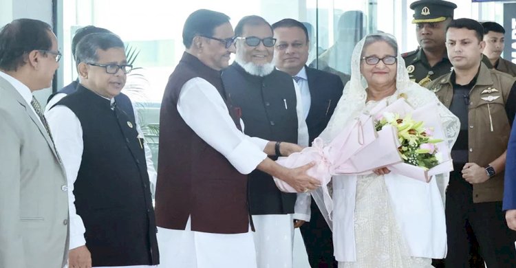জি২০ সম্মেলন শেষে দেশে ফিরেছেন প্রধানমন্ত্রী শেখ হাসিনা>
</div>
</div>
<div class=