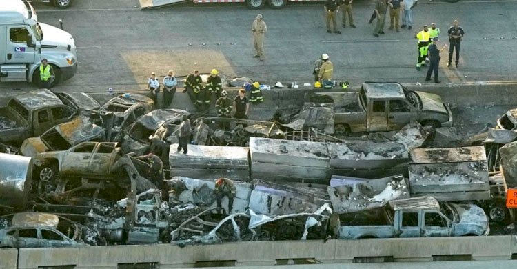 যুক্তরাষ্টে ঘন কুয়াশায় দুর্ঘটনায় ১৬৮টি গাড়ি, নিহত ৮>
</div>
</div>
<div class=