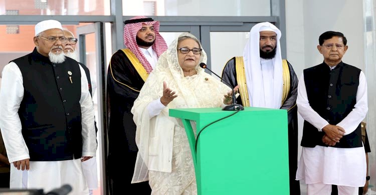 কেউ যেন সন্ত্রাস, জঙ্গিবাদে সম্পৃক্ত না হয়, ইমামদের প্রধানমন্ত্রী