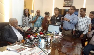 পোশাক খাতের অস্থিরতায় বিএনপি ইন্ধন দিচ্ছে: স্বরাষ্ট্রমন্ত্রী