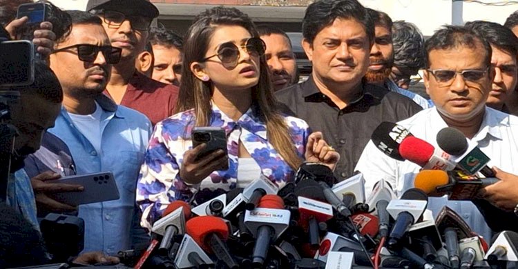অবশেষে সাংবাদিদের কাছে ক্ষমা চাইলেন তানজিন তিশা