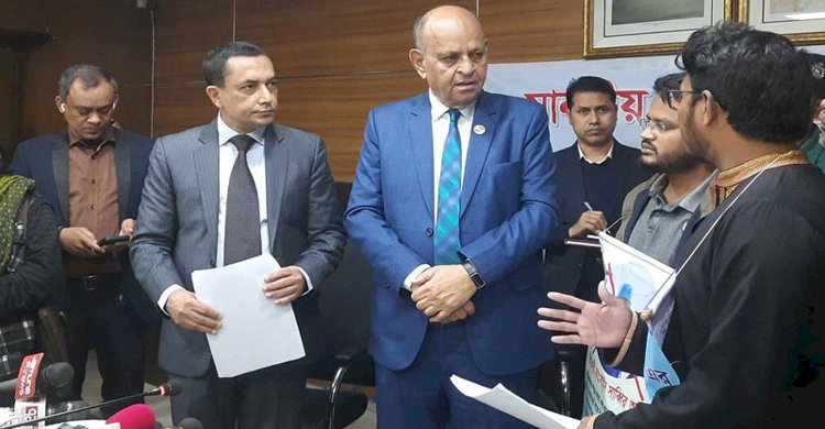 লাইসেন্সবিহীন হাসপাতাল ও ক্লিনিক বন্ধের নির্দেশ স্বাস্থ্যমন্ত্রীর