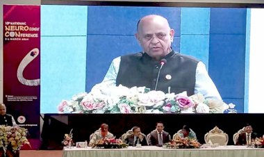 তরুণ চিকিৎসকদের স্বাস্থ্যমন্ত্রী  ‘আপনারা সেবা দেন, আমি সব দিব’