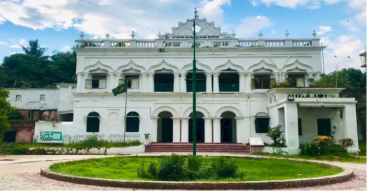 আরো দুই শতাধিক  নিদর্শন নিয়ে উদ্বোধনের প্রতিক্ষায় নবাব ফয়জুন্নেছা জাদুঘরের নতুন গ্যালারী 