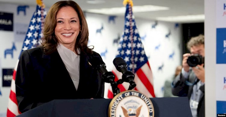 প্রেসিডেন্ট নির্বাচনে আনুষ্ঠানিকভাবে প্রার্থিতা ঘোষণা কমলার