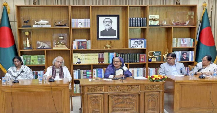 গণভবনের দরজা খোলা, আন্দোলনকারীদের সঙ্গে বসতে চাই: প্রধানমন্ত্রী>
</div>
</div>
<div class=