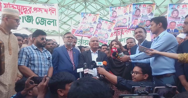 আওয়ামী লীগ গণতন্ত্রের কথা বলে টুটি চেপে ধরেছে -ডা. জাহিদ