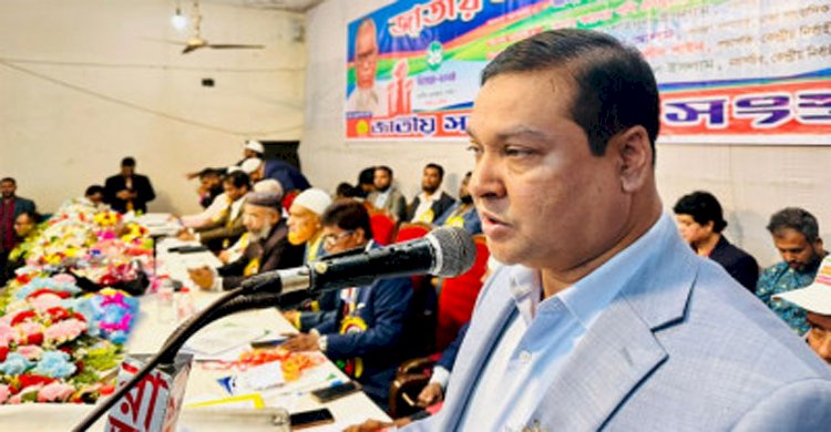 অপসাংবাদিকতা ও তথ্য সন্ত্রাস সাংবাদিকতার মর্যাদাকে ম্লান করে দিচ্ছে: কাদের গণি চৌধুরী 