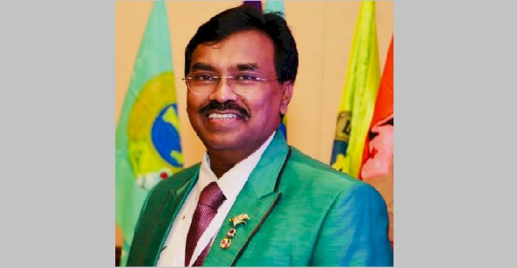 ১৪ বছর পর বিএসএমএমইউতে যোগ দিলেন ডা. দোলন>
</div>
</div>
<div class=
