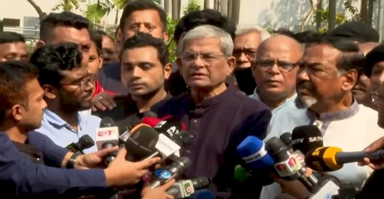 আ.লীগ পরিকল্পিতভাবে পিলখানা হত্যাকাণ্ডে যোগসাজশ করেছে: ফখরুল>
</div>
</div>
<div class=