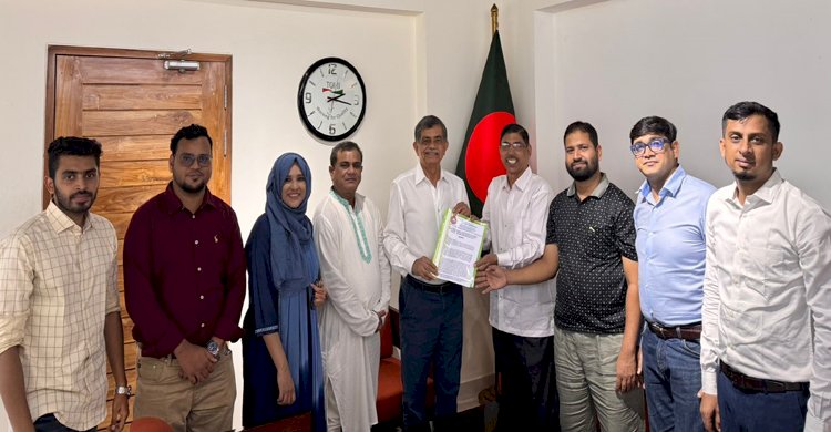 শিক্ষা উপদেষ্টার সাথে উর্দুভাষী প্রতিনিধি দলের সাক্ষাৎ