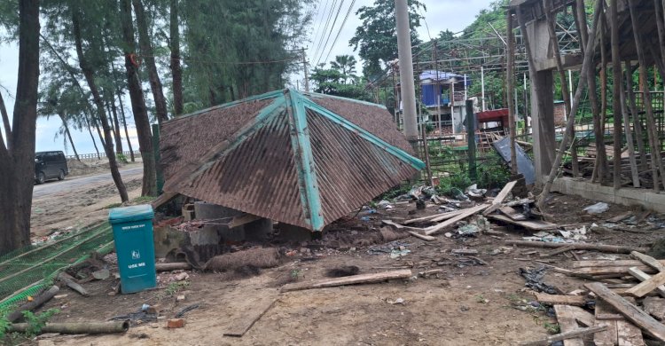 বনভূমি মালিকানা নিয়ে রামু উপজেলা সহকারী কমিশনার ভূমি ঔদ্ধত্যপূর্ণ আচরণ করলেন বন কর্মকর্তা সাথে>
</div>
</div>
<div class=
