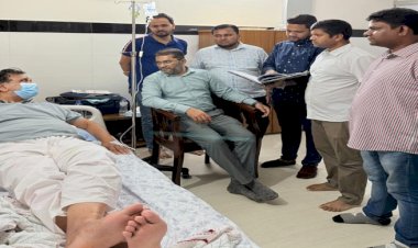 বীর মুক্তিযোদ্ধা আবদুস সালামের চিকিৎসার খোঁজ নিলেন ডাঃ পারভেজ রেজা কাঁকন 