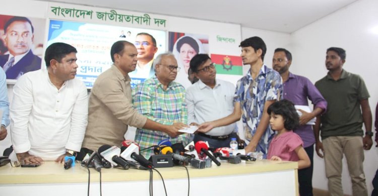 তারেক রহমানের চিকিৎসা সহায়তা পেলেন ২২ টি পরিবার 