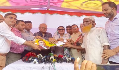 ঘানি টানা সেই প্রবীণ দম্পতির পাশে দাঁড়ালেন তারেক রহমান