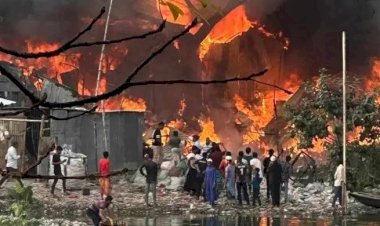 রাজধানীর কড়াইল বস্তিতে আগুন