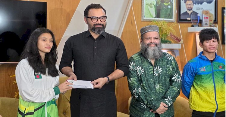 খেলাধুলাকে পেশা হিসেবে প্রতিষ্ঠা করতে চায় বিএনপি: আমিনুল হক